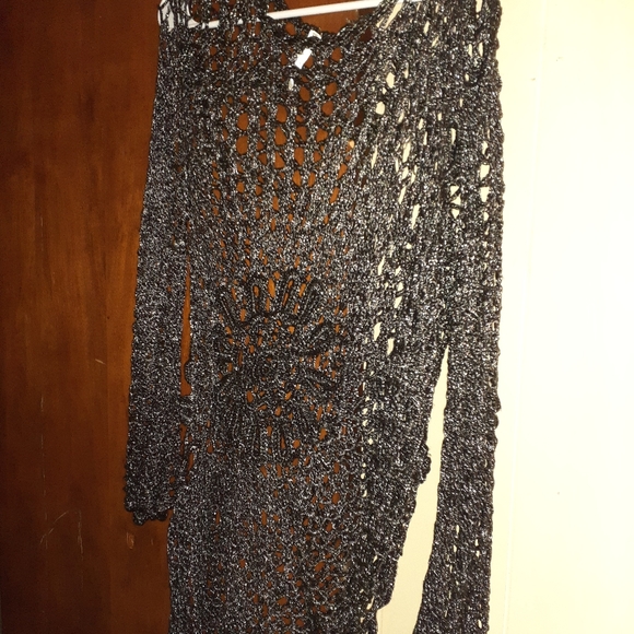 Cover up - Picture 1 of 2